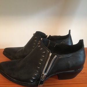 COPY - Frye Shooties